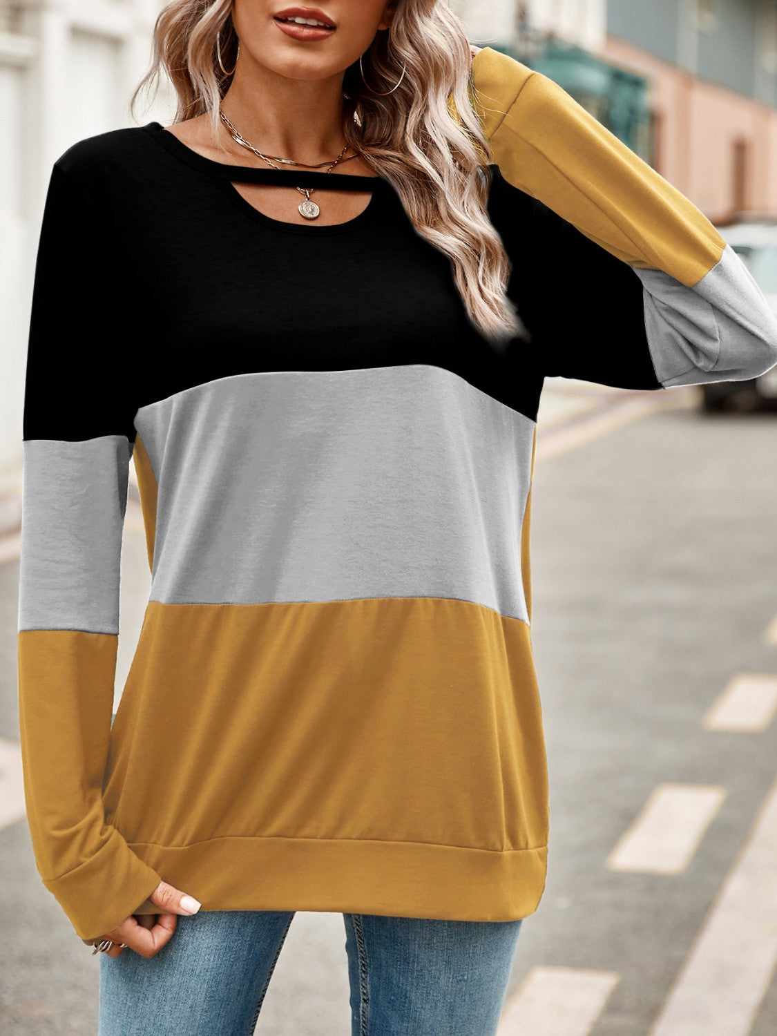 Color Block Cutout Round Neck Long Sleeve T-Shirt