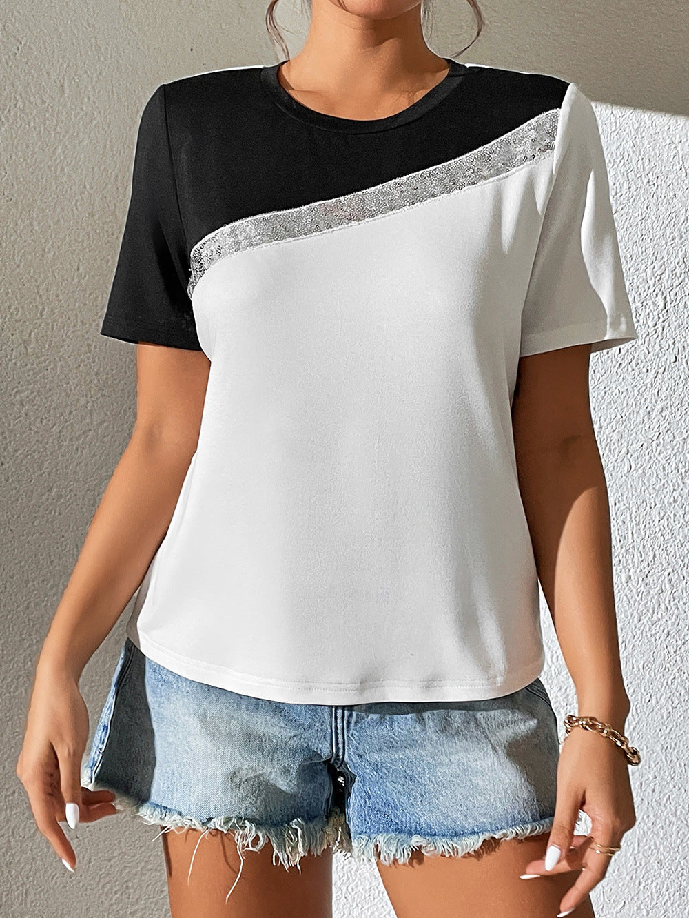 Ivy Lane Contrast Color Round Neck Short Sleeve Tee